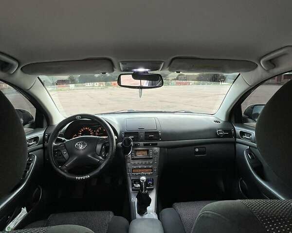 Серый Тойота Авенсис, объемом двигателя 1.79 л и пробегом 181 тыс. км за 6200 $, фото 35 на Automoto.ua