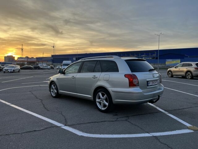 Серый Тойота Авенсис, объемом двигателя 2.2 л и пробегом 250 тыс. км за 7200 $, фото 6 на Automoto.ua