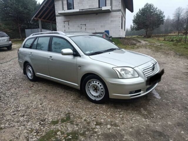 Серый Тойота Авенсис, объемом двигателя 2 л и пробегом 303 тыс. км за 2300 $, фото 3 на Automoto.ua