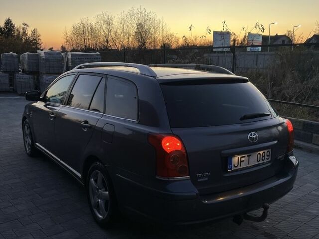 Серый Тойота Авенсис, объемом двигателя 2.2 л и пробегом 280 тыс. км за 2800 $, фото 4 на Automoto.ua