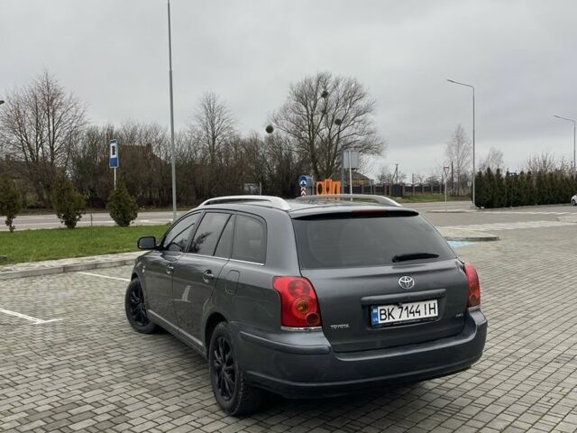 Сірий Тойота Авенсіс, об'ємом двигуна 2.2 л та пробігом 302 тис. км за 5850 $, фото 1 на Automoto.ua