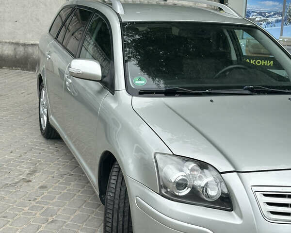 Сірий Тойота Авенсіс, об'ємом двигуна 1.8 л та пробігом 200 тис. км за 7500 $, фото 13 на Automoto.ua