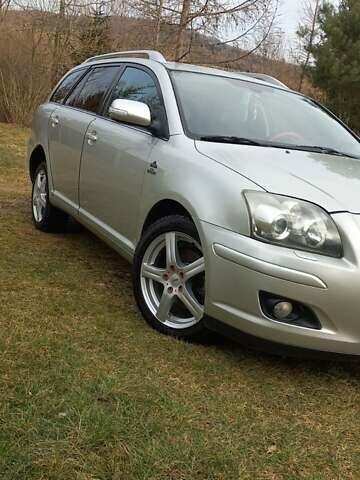 Серый Тойота Авенсис, объемом двигателя 2.23 л и пробегом 298 тыс. км за 6500 $, фото 2 на Automoto.ua