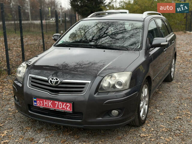 Серый Тойота Авенсис, объемом двигателя 1.8 л и пробегом 219 тыс. км за 6700 $, фото 5 на Automoto.ua