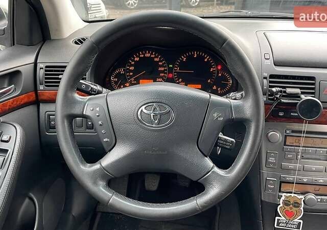 Серый Тойота Авенсис, объемом двигателя 2.2 л и пробегом 299 тыс. км за 7490 $, фото 14 на Automoto.ua