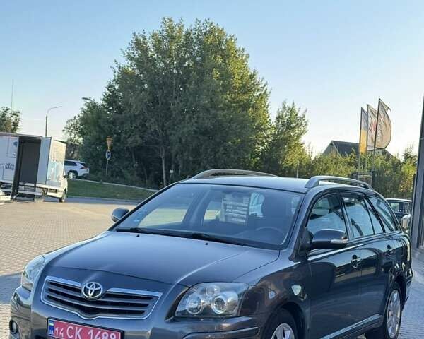 Серый Тойота Авенсис, объемом двигателя 1.8 л и пробегом 207 тыс. км за 7700 $, фото 6 на Automoto.ua