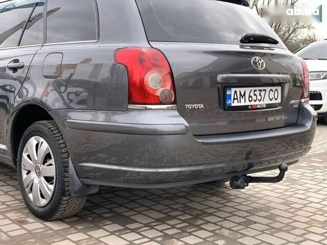 Серый Тойота Авенсис, объемом двигателя 2.2 л и пробегом 272 тыс. км за 4000 $, фото 19 на Automoto.ua