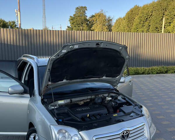 Сірий Тойота Авенсіс, об'ємом двигуна 1.8 л та пробігом 265 тис. км за 5999 $, фото 34 на Automoto.ua