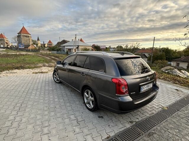 Серый Тойота Авенсис, объемом двигателя 2.2 л и пробегом 270 тыс. км за 6200 $, фото 2 на Automoto.ua