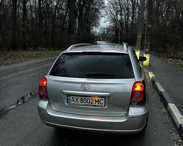 Сірий Тойота Авенсіс, об'ємом двигуна 2.2 л та пробігом 293 тис. км за 5400 $, фото 4 на Automoto.ua