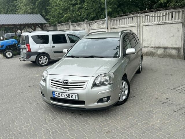 Серый Тойота Авенсис, объемом двигателя 0 л и пробегом 200 тыс. км за 7000 $, фото 22 на Automoto.ua