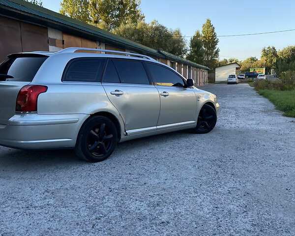 Серый Тойота Авенсис, объемом двигателя 2.23 л и пробегом 306 тыс. км за 5200 $, фото 6 на Automoto.ua