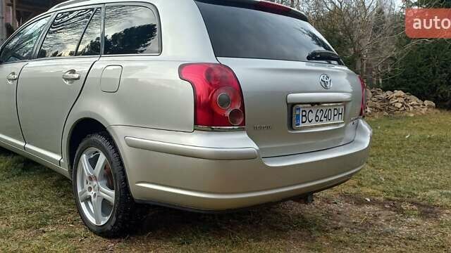 Серый Тойота Авенсис, объемом двигателя 2.23 л и пробегом 298 тыс. км за 6500 $, фото 5 на Automoto.ua