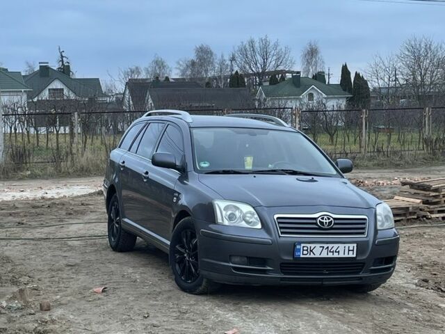 Сірий Тойота Авенсіс, об'ємом двигуна 2.2 л та пробігом 302 тис. км за 5850 $, фото 4 на Automoto.ua