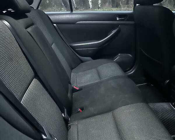 Сірий Тойота Авенсіс, об'ємом двигуна 2.2 л та пробігом 293 тис. км за 5400 $, фото 8 на Automoto.ua