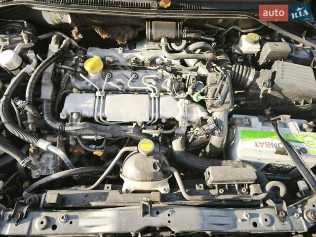 Сірий Тойота Авенсіс, об'ємом двигуна 2 л та пробігом 381 тис. км за 6000 $, фото 18 на Automoto.ua
