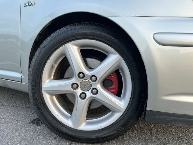 Серый Тойота Авенсис, объемом двигателя 2.2 л и пробегом 250 тыс. км за 7200 $, фото 15 на Automoto.ua