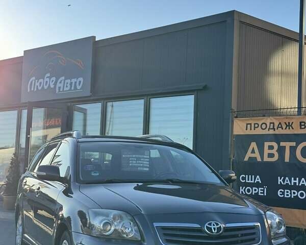 Серый Тойота Авенсис, объемом двигателя 1.8 л и пробегом 207 тыс. км за 7700 $, фото 3 на Automoto.ua