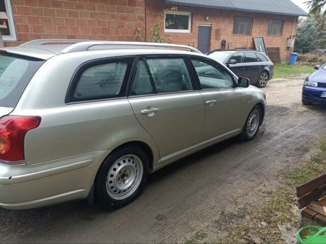 Серый Тойота Авенсис, объемом двигателя 2 л и пробегом 303 тыс. км за 2300 $, фото 6 на Automoto.ua