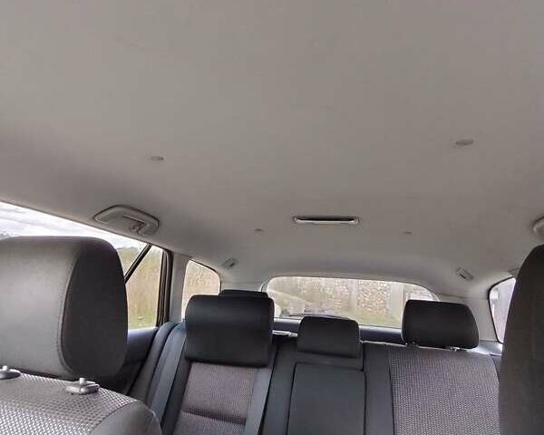 Сірий Тойота Авенсіс, об'ємом двигуна 1.8 л та пробігом 334 тис. км за 6500 $, фото 16 на Automoto.ua