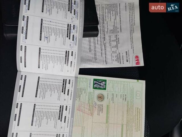 Сірий Тойота Авенсіс, об'ємом двигуна 1.8 л та пробігом 212 тис. км за 7700 $, фото 27 на Automoto.ua