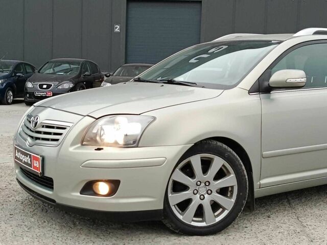 Серый Тойота Авенсис, объемом двигателя 2 л и пробегом 353 тыс. км за 6450 $, фото 1 на Automoto.ua