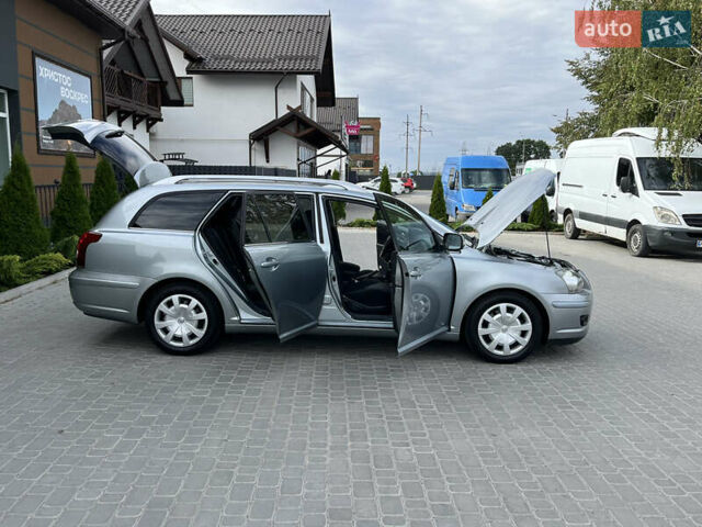 Сірий Тойота Авенсіс, об'ємом двигуна 1.8 л та пробігом 233 тис. км за 7700 $, фото 12 на Automoto.ua