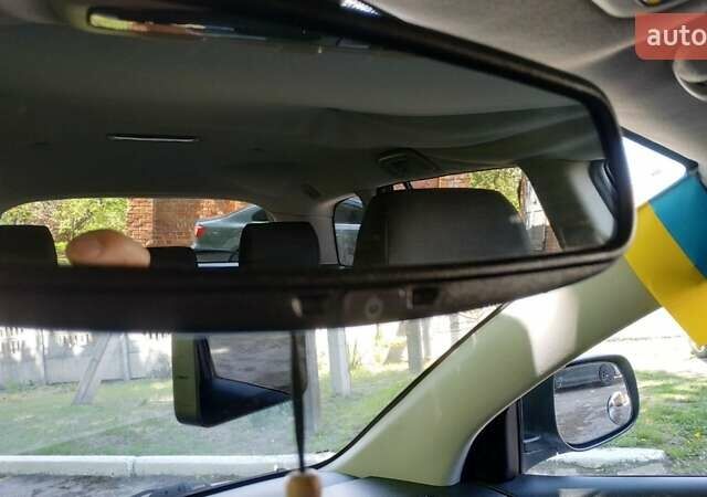 Сірий Тойота Авенсіс, об'ємом двигуна 2 л та пробігом 409 тис. км за 7000 $, фото 54 на Automoto.ua