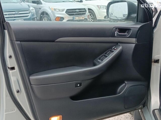 Серый Тойота Авенсис, объемом двигателя 2 л и пробегом 353 тыс. км за 6450 $, фото 19 на Automoto.ua