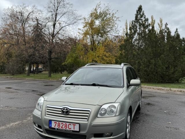 Серый Тойота Авенсис, объемом двигателя 2.2 л и пробегом 300 тыс. км за 2800 $, фото 8 на Automoto.ua