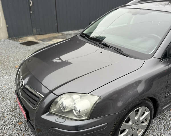 Серый Тойота Авенсис, объемом двигателя 2 л и пробегом 194 тыс. км за 7800 $, фото 38 на Automoto.ua
