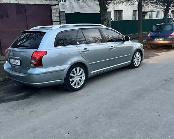 Сірий Тойота Авенсіс, об'ємом двигуна 2 л та пробігом 248 тис. км за 8200 $, фото 3 на Automoto.ua