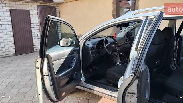 Сірий Тойота Авенсіс, об'ємом двигуна 2 л та пробігом 350 тис. км за 6500 $, фото 2 на Automoto.ua
