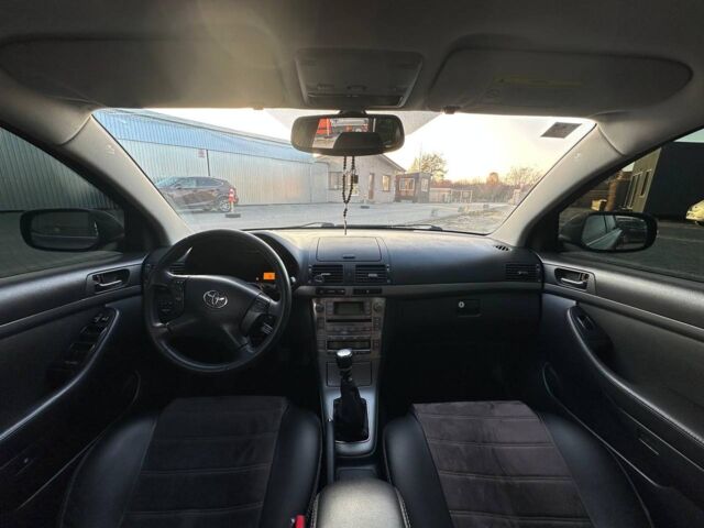 Серый Тойота Авенсис, объемом двигателя 2 л и пробегом 309 тыс. км за 7290 $, фото 20 на Automoto.ua