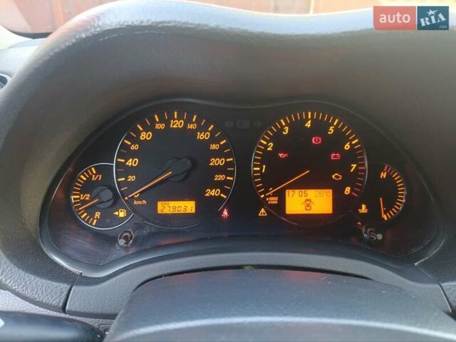 Серый Тойота Авенсис, объемом двигателя 2 л и пробегом 278 тыс. км за 7200 $, фото 1 на Automoto.ua