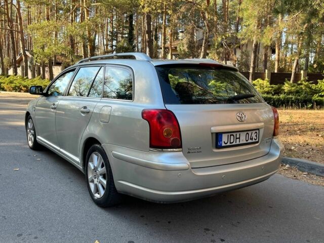 Серый Тойота Авенсис, объемом двигателя 0 л и пробегом 280 тыс. км за 2700 $, фото 5 на Automoto.ua