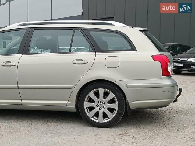 Сірий Тойота Авенсіс, об'ємом двигуна 2 л та пробігом 353 тис. км за 6450 $, фото 5 на Automoto.ua