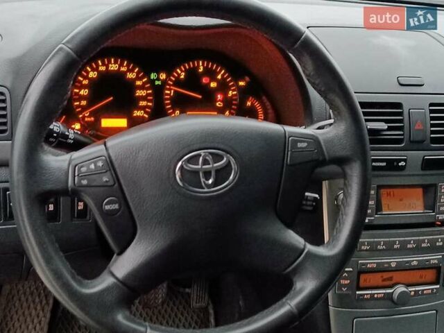 Сірий Тойота Авенсіс, об'ємом двигуна 2 л та пробігом 353 тис. км за 6450 $, фото 24 на Automoto.ua