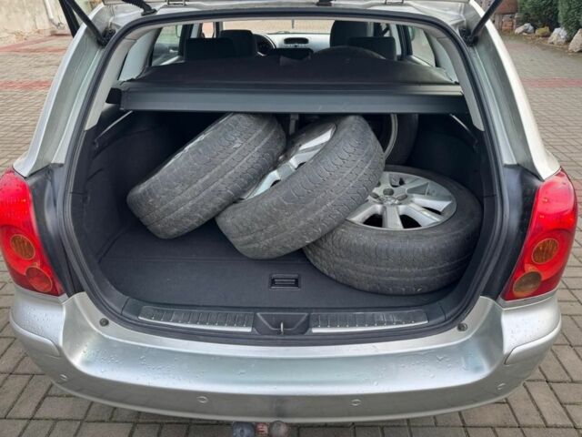 Сірий Тойота Авенсіс, об'ємом двигуна 2 л та пробігом 280 тис. км за 3500 $, фото 9 на Automoto.ua