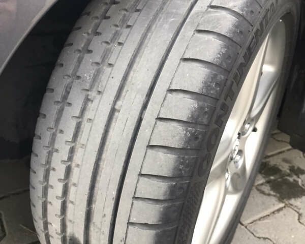 Серый Тойота Авенсис, объемом двигателя 2.2 л и пробегом 225 тыс. км за 7900 $, фото 9 на Automoto.ua