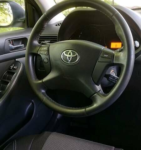 Сірий Тойота Авенсіс, об'ємом двигуна 2 л та пробігом 409 тис. км за 7000 $, фото 46 на Automoto.ua