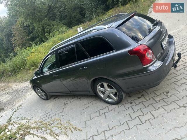 Сірий Тойота Авенсіс, об'ємом двигуна 2.2 л та пробігом 270 тис. км за 6900 $, фото 12 на Automoto.ua