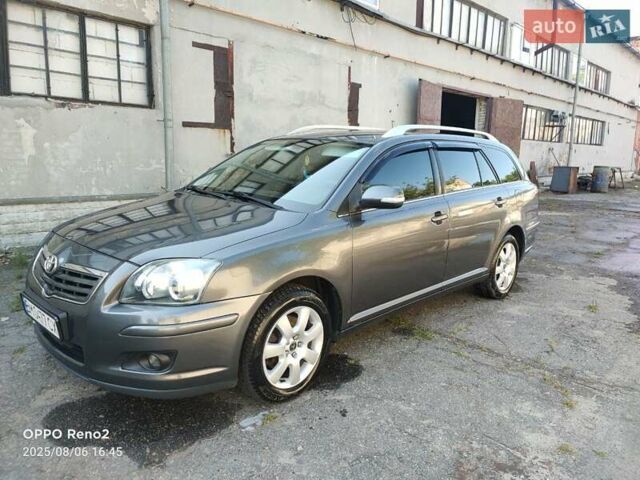 Серый Тойота Авенсис, объемом двигателя 2 л и пробегом 297 тыс. км за 6000 $, фото 7 на Automoto.ua