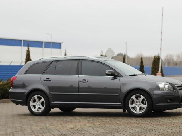 Серый Тойота Авенсис, объемом двигателя 2 л и пробегом 300 тыс. км за 8200 $, фото 13 на Automoto.ua