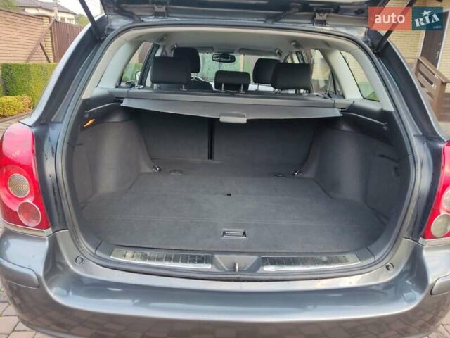 Сірий Тойота Авенсіс, об'ємом двигуна 1.8 л та пробігом 212 тис. км за 7700 $, фото 20 на Automoto.ua