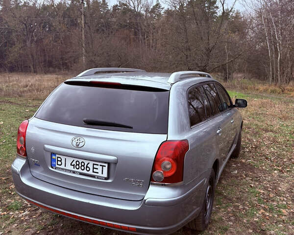Серый Тойота Авенсис, объемом двигателя 2.2 л и пробегом 229 тыс. км за 6200 $, фото 5 на Automoto.ua