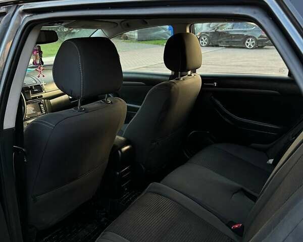 Серый Тойота Авенсис, объемом двигателя 2.23 л и пробегом 245 тыс. км за 5700 $, фото 3 на Automoto.ua