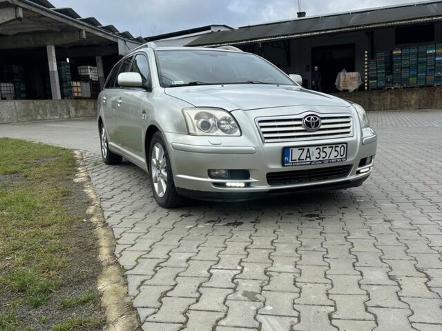 Серый Тойота Авенсис, объемом двигателя 2.2 л и пробегом 350 тыс. км за 2400 $, фото 1 на Automoto.ua