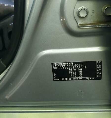 Сірий Тойота Авенсіс, об'ємом двигуна 2 л та пробігом 409 тис. км за 7000 $, фото 60 на Automoto.ua