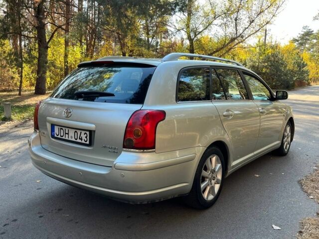 Серый Тойота Авенсис, объемом двигателя 0 л и пробегом 280 тыс. км за 2700 $, фото 1 на Automoto.ua